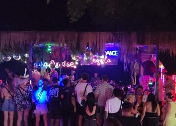 Kehidupan Malam di Gili Trawangan: Musik dan Pesta yang Tak Terbatas