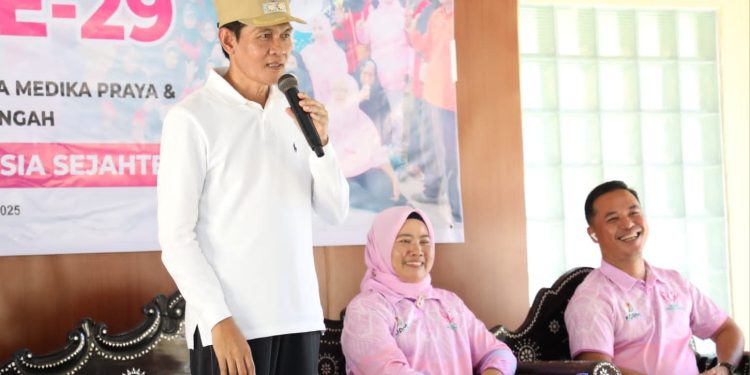 Peringatan HLUN 2025, Wabup Loteng Ajak Lansia Aktif Memperiksa Kesehatan