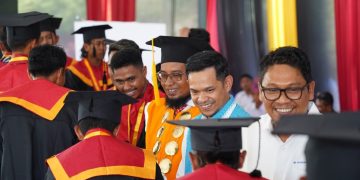 Beasiswa Dukung Mahasiswa Dompu Raih Berbagai Prestasi