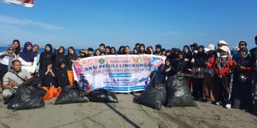 Perpisahan MAN 1 Mataram dengan Aksi Peduli Lingkungan