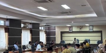 Pansus DPRD NTB Minta Pemprov Tinjau Rencana Penggabungan Dinas Koperasi dan Perdagangan