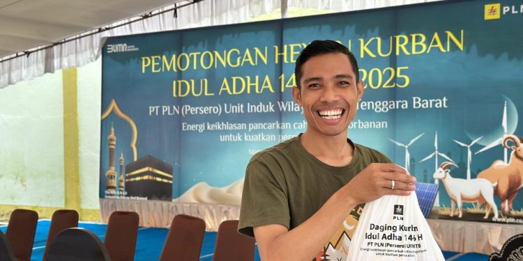 Momentum Iduladha, PLN NTB Salurkan Daging Kurban untuk Kuatkan Persaudaraan