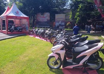 Roadshow Sekolah Honda KOMPAK Wadah Kreativitas Kaula Muda di Mataram