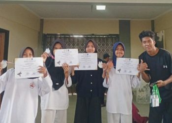 Siswa MTsN 2 Mataram Menang Medali di Kejuaraan Pencak Silat Mataram Cup II 2025