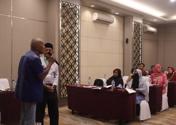Bimtek Pengembangan Materi Revitalisasi Bahasa Daerah untuk Guru Master