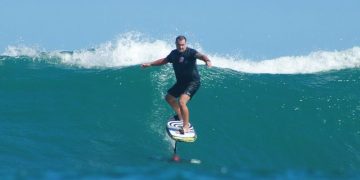 Atraksi Watersport di Pantai Kuta Mandalika Hadir dari ITDC