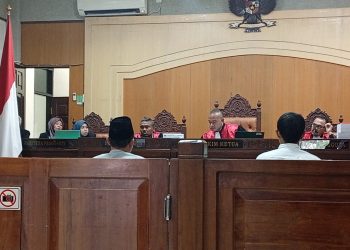 Absen di Sidang Perdana Dugaan Korupsi Jalan TWA Gunung Tunak