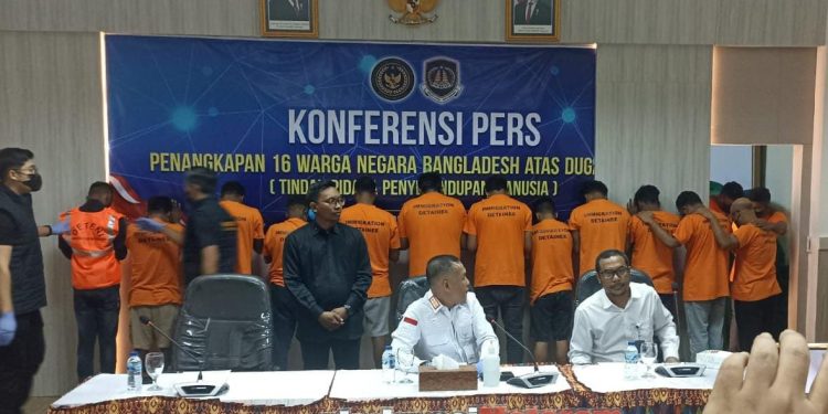 WN Bangladesh Terlibat Dalam Sindikat Penyelundupan