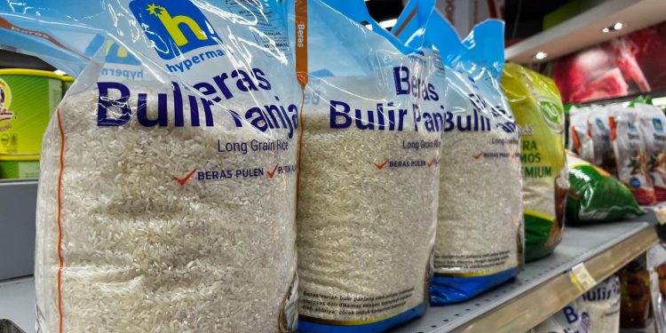 Isu Viral Beras Premium Oplosan, Sejumlah Merek Hilang dari Rak Retail Modern Mataram