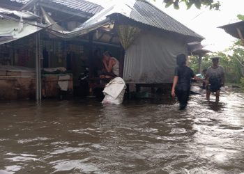 Sungai dan Saluran Meluap, Beberapa Wilayah di Lobar Terkena Banjir