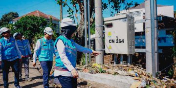 Sistem Kelistrikan Normal, GM PLN NTB Tinjau Lokasi Banjir di Mataram