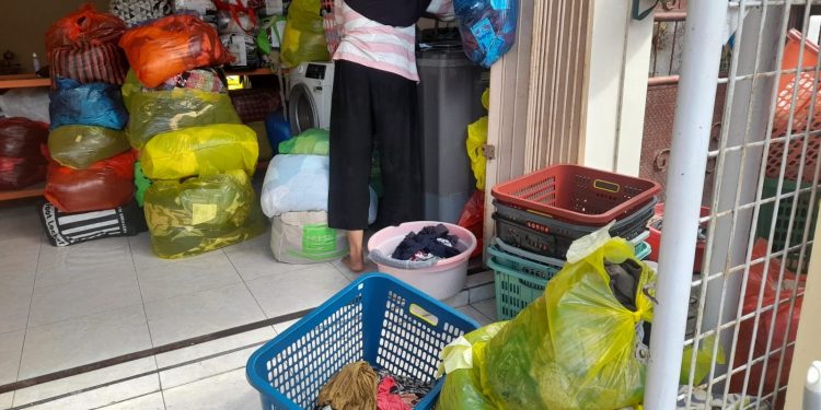 Banjir Meningkatkan Peluang Usaha Laundry dan Bengkel Kecil di Sekarbela