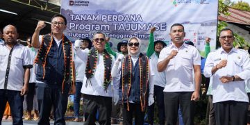 Tanam Perdana Hortikultura Sebagai Upaya Tingkatkan Kesejahteraan dan Kesehatan Masyarakat Manggarai