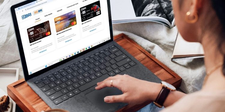 Ajukan Kartu Kredit Easy Card dan Dapatkan E-Voucher Rp100 Ribu Lewat Website Resmi