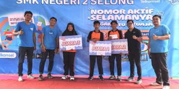 Hadirkan Semangat Digital untuk Generasi Muda, Event by.U’r Side di SMKN 2 Selong