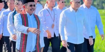 Apresiasi Kinerja Bupati Tinjau Kopdes Merah Putih Percontohan di Desa Kekeri Lobar