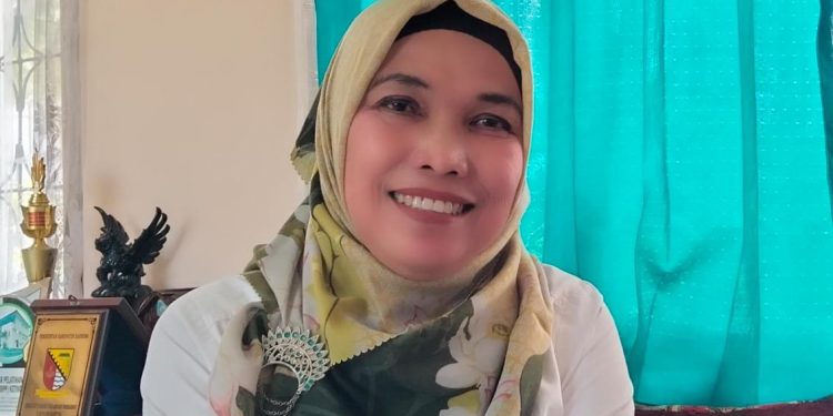 Dongkrak PAD Distan Lobar Budi Daya 600 Ribu Bibit Tembakau Unggulan Lokal