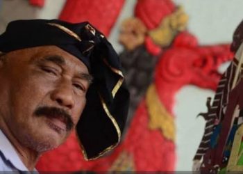 Karier sejak 1968 dan perjalanan selama 60 tahun di dunia pewayangan Sasak