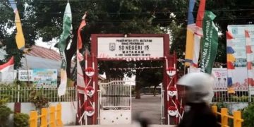 Penggabungan Empat Sekolah di Mataram