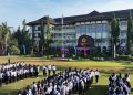 Upacara HUT Ke-80 RI di Unram Ajak Mahasiswa Baru Songsong Generasi Emas 2045
