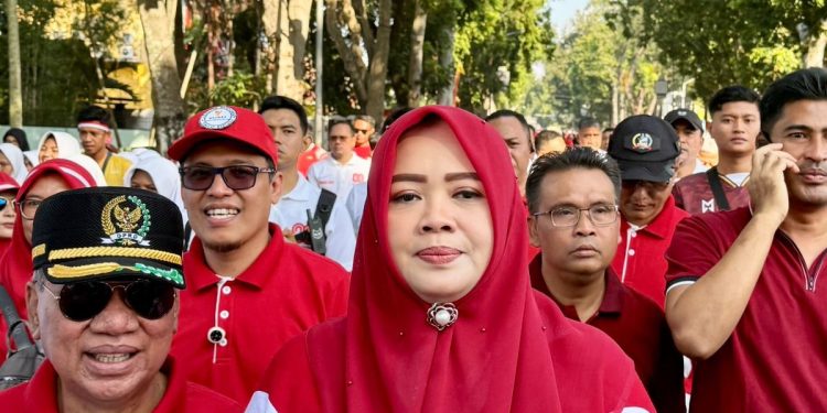 Meriahkan Jalan Sehat Kerukunan Jelang HUT Ke-80 RI dengan Layanan Kesehatan Gratis Warga