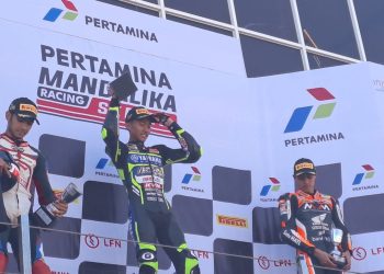 Putaran Ketiga Diwarnai Crash Pembalap, Arai Agaska Meraih Kemenangan di Tanah Air