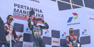 Putaran Ketiga Diwarnai Crash Pembalap, Arai Agaska Meraih Kemenangan di Tanah Air