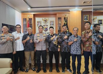 Diskusi PLN UIP Nusra dan Kapolda NTT Komitmen Kawal Proyek EBT Secara Humanis