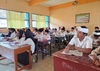 Tingkatkan Minat Literasi Siswa dengan Produksi Kutipan Rutin SMPN 7 Mataram