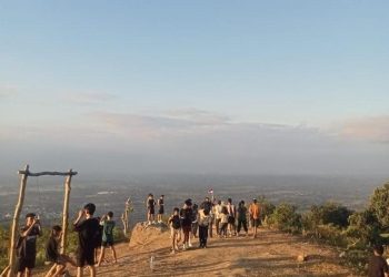 Tradisi Budaya Pendakian Gunung Sasak di Lombok