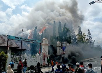 Kabag Umum DPRD NTB Diperiksa Polisi Terkait Kasus Pembakaran Gedung