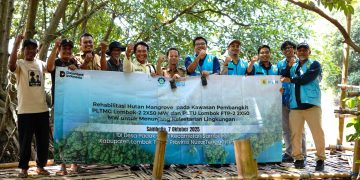 7000 Bibit Mangrove untuk Desa Padak Guar Teguhkan Komitmen Jaga Lingkungan PLTU Sambelia
