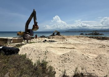 Proyek Revetment di Gili Meno Dikecam Aktivis Lingkungan dan Pelaku Wisata Karena Dinyatakan Merusak Lingkungan