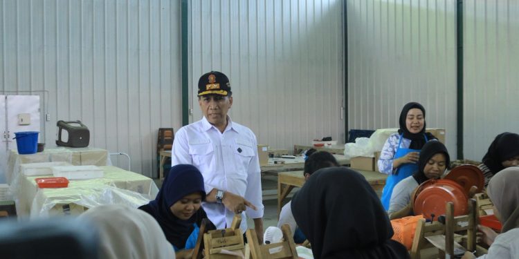 Industri Rokok Legal di NTB Perlu Perlindungan Menurut Kasat Pol PP