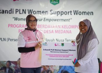 Program Pemberdayaan Perempuan Womanpreneur di Desa Medana oleh PLN