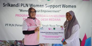 Program Pemberdayaan Perempuan Womanpreneur di Desa Medana oleh PLN