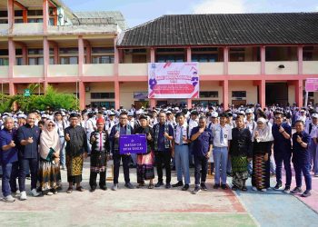 Digital Empowering untuk Komunitas di SMKN 3 Mataram Cetak Pemimpin Muda Berbasis Teknologi
