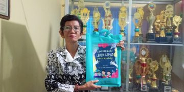 Guru Asal Mataram Berhasil Terbitkan Buku Belajar Membaca Kreatif