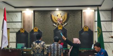 Sidang Praperadilan Dugaan Dana Siluman Saksi Ahli Soroti Sprinlidik Mantan Kajati NTB