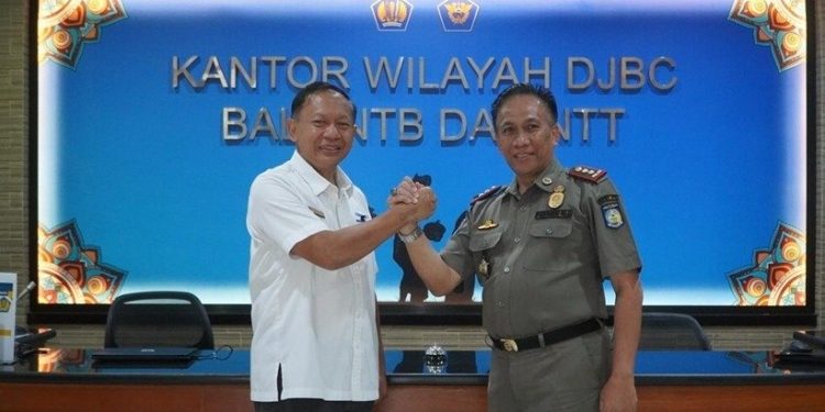 Kasat Pol PP NTB dan Bea Cukai Samakan Langkah Perkuat Pengawasan Rokok Ilegal