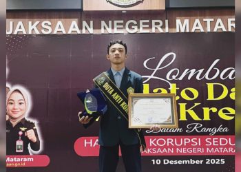 Siswa MAN 1 Mataram Raih Juara 1 Pidato Sebagai Duta Anti-Korupsi Kejari Mataram