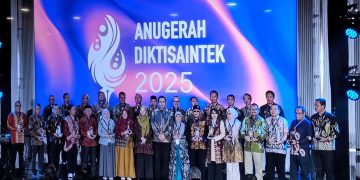 Ummat Raih Penghargaan Perunggu di Anugerah Dikti Saintek 2025, Tanda Komitmen Peningkatan Kinerja