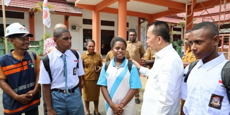 Sekolah Rakyat Solusi Anak Papua untuk Mengatasi Putus Sekolah