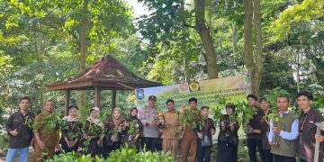 PPPK Paruh Waktu Dinas Pertanian dan Ketahanan Pangan Gelar Gerakan Menanam Pohon di NTB