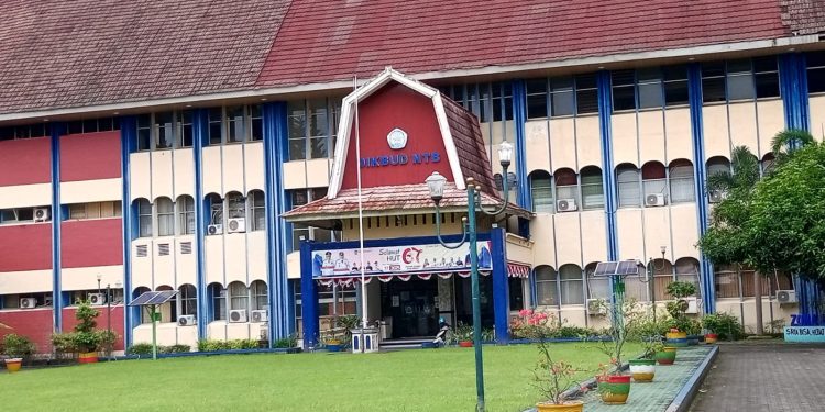 Definitifkan Segera Kadis Dikpora NTB